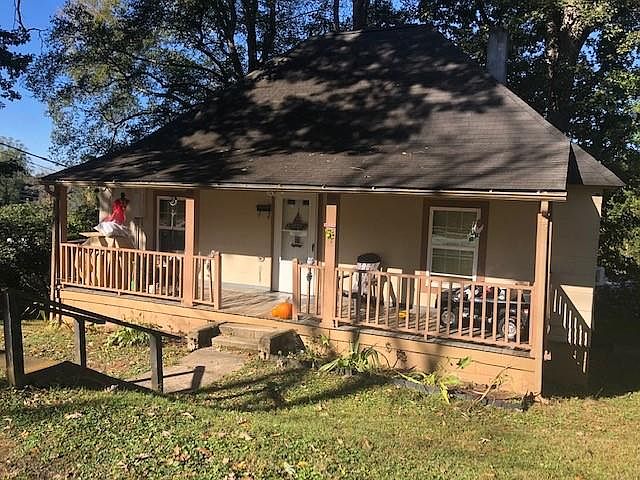 2nd image of 1232 Spainhour St SW