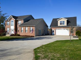 6 Bella Vista Dr, Owings, MD 20736