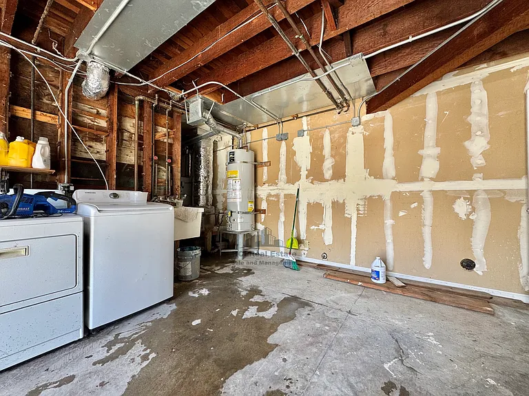 115 Concord St — Photo 22