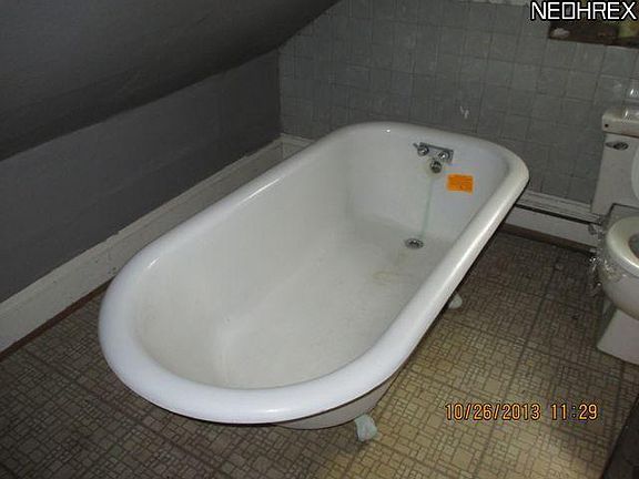 5th image of 5571 Washington Ave