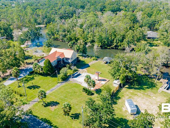 4th image of 7801 Riverwood Dr