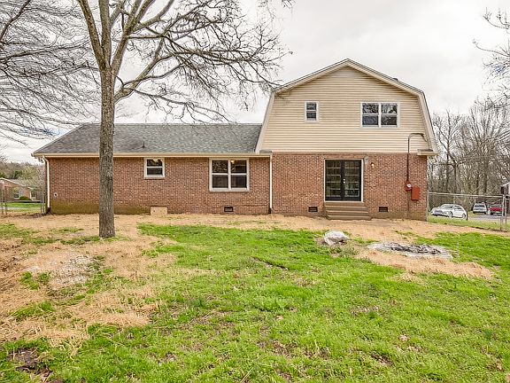 5th image of 923 Timberside Dr