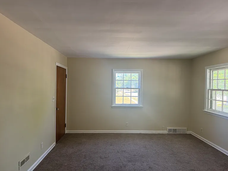 1003 Hancock St #2 — Photo 7