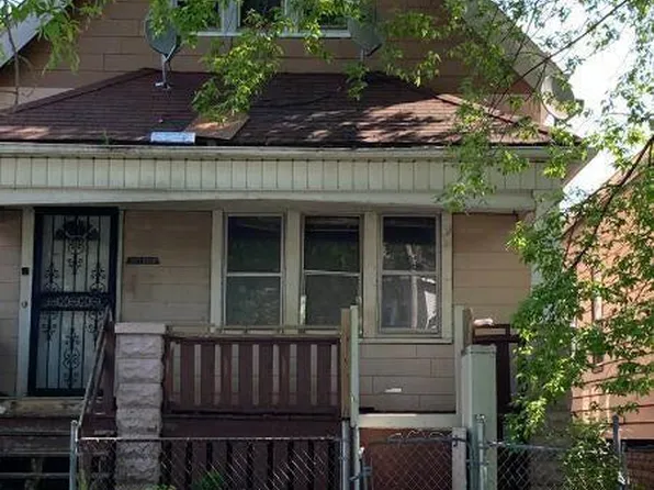 2478 West Medford AVENUE, Milwaukee, WI 53206