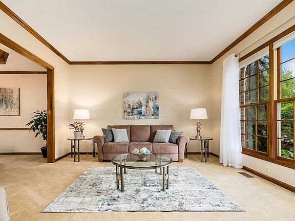 4th image of 6286 Wexford Woods Dr
