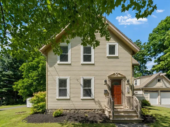 804 Main St, Lynnfield, MA 01940