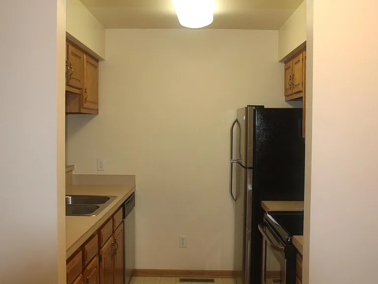 3919 Gettysburg St — Photo 10