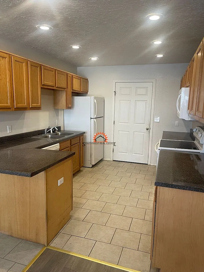 1809 N. MLK — Photo 4