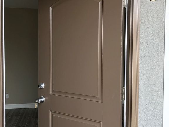 2nd image of 4334 49th St APT 06