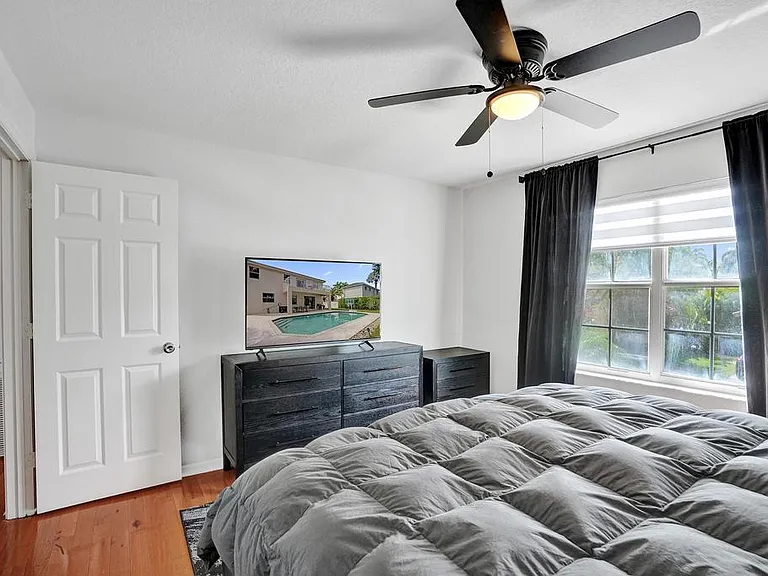 16405 Diamond Head Dr — Photo 44