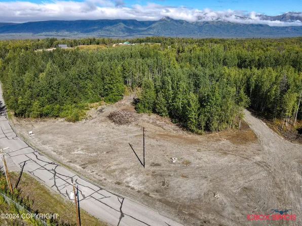 4199 N Bull Moose Dr, Wasilla, AK 99654