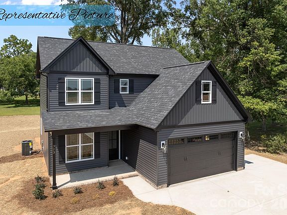 2nd image of 1004 Speight Rd