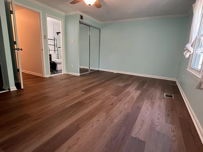 5633 Independence Cir — Photo 18