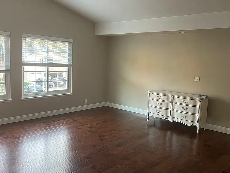 22225 Anthony Dr — Photo 20