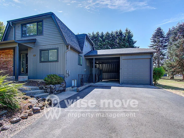 4001 NW 127th St — Photo 2