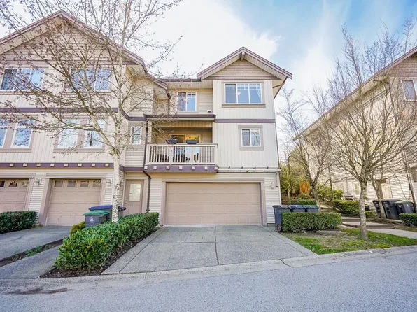 6238 192nd St #4, Surrey, BC V3S 0S2