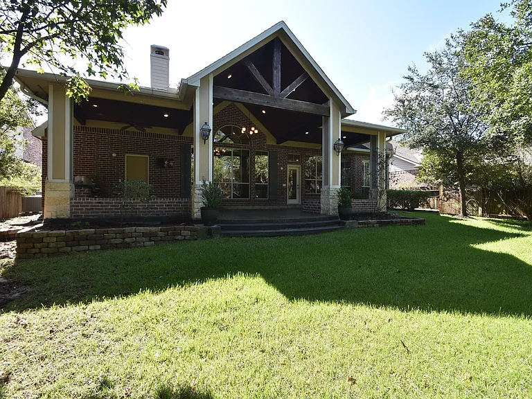 10 Renoir Trail Pl — Photo 2
