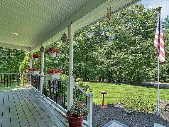 4th image of 10 Beechwood Road