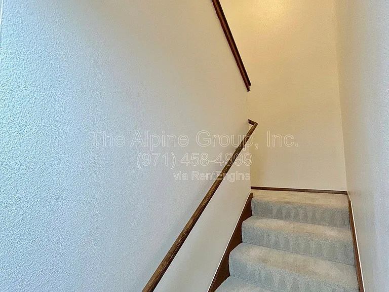 5462 SW Murray Blvd — Photo 32