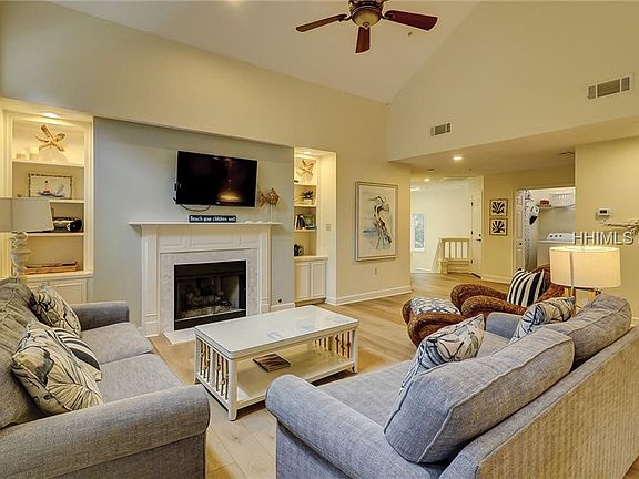 5th image of 76 Ocean Ln APT 7627