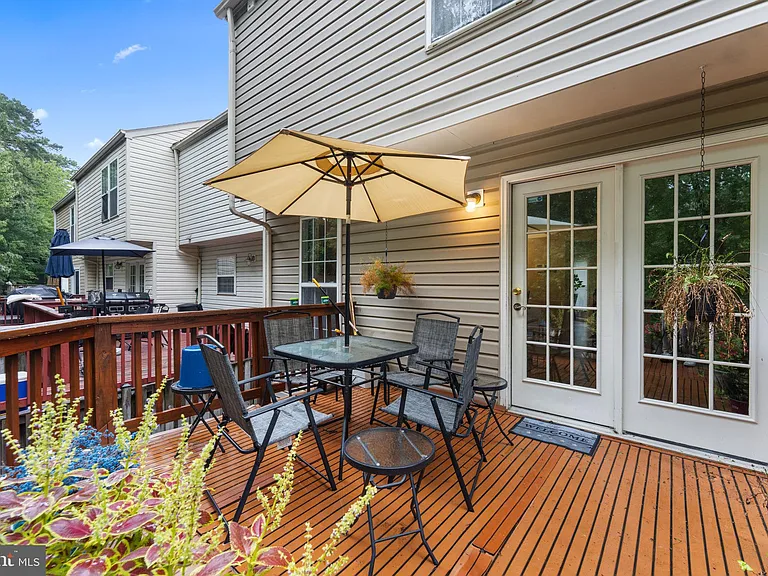 7840 Foxfarm Ln — Photo 8