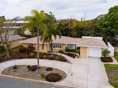 2209 Sunrise Dr SE, Saint Petersburg, FL, 33705