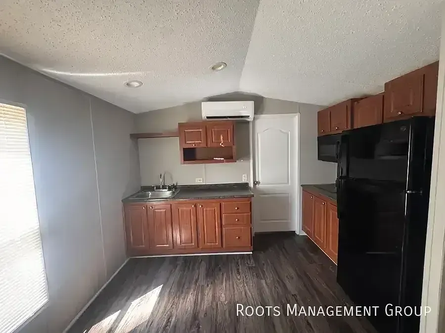 1 Bed 1 Bath Home Available for Lease at Wheel Estates - Apply Now! — Photo 4