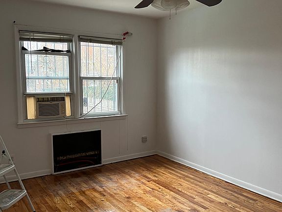 3rd image of 134-15 59th Ave #1