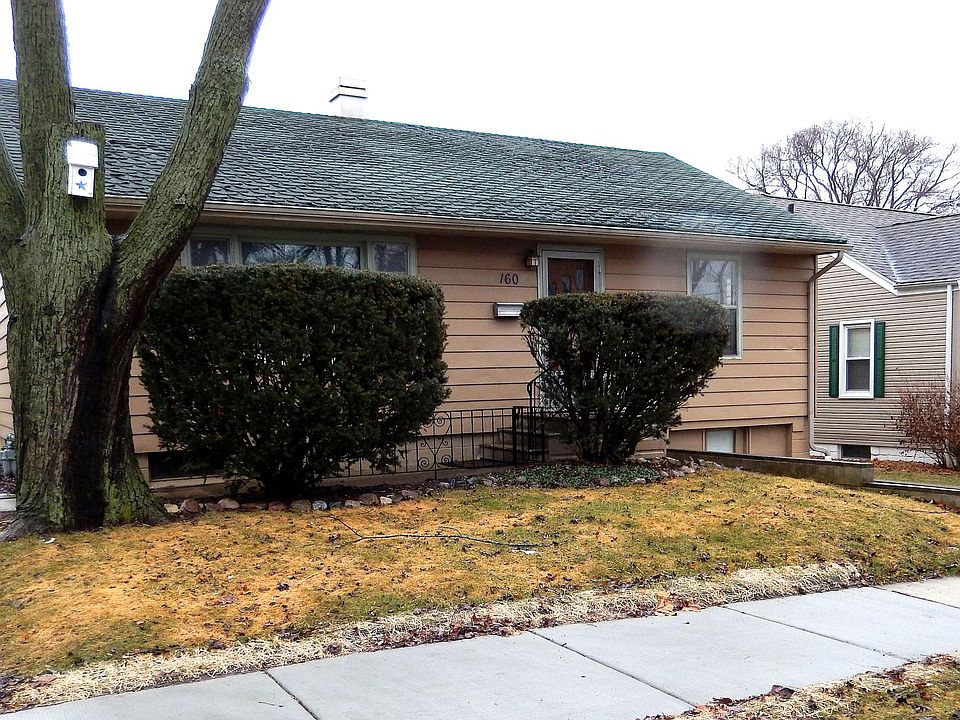 1st image of 160 N Blaine Ave