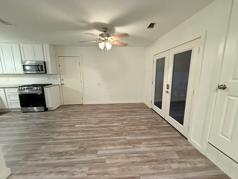 3508 Foxcroft St — Photo 6