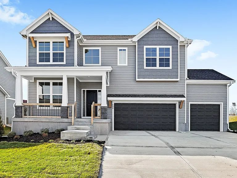 500 SW Brummel Rd — Photo 1