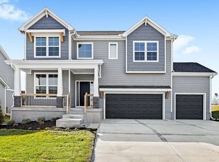 500 SW Brummel Rd, Lees Summit, MO 64081