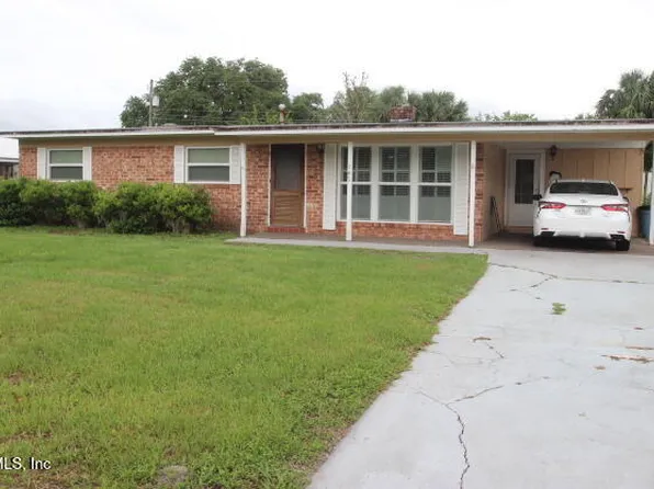 140 W ST JOHNS Terrace, East Palatka, FL 32131