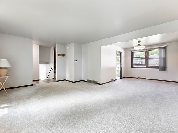 5th image of 9S172 Cumnor Rd
