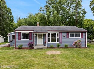 4442 Mollwood Dr, Flint, MI 48506