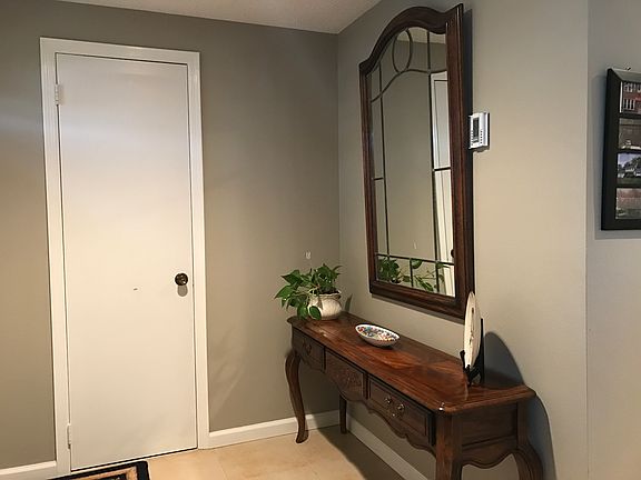 Foyer Walk in Closet