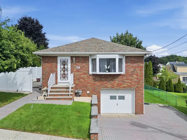41 Elizabeth Ct, Secaucus, NJ 07094