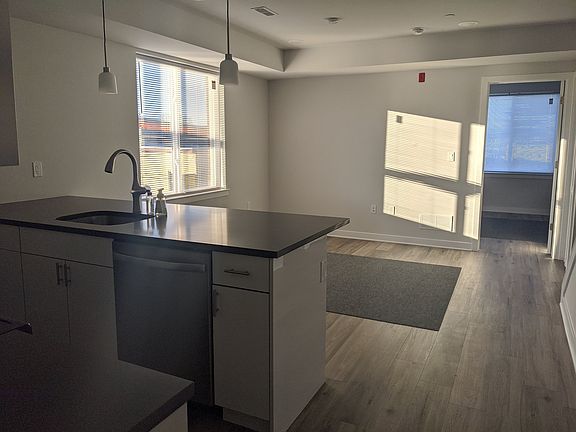 3636-haverford-ave-3-2