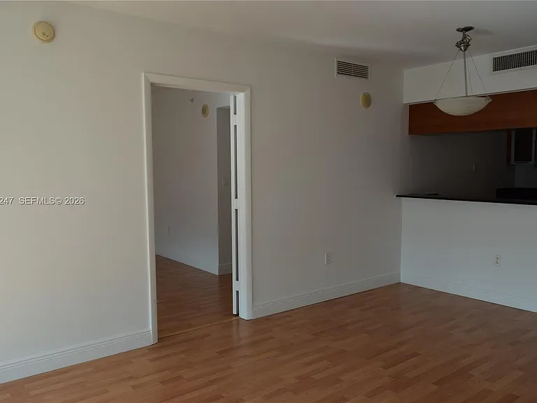 1800 N Bayshore Dr #2310 — Photo 22
