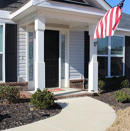 2nd image of 3157 Alexandria Dr