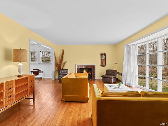 4th image of 15 Laurel Road