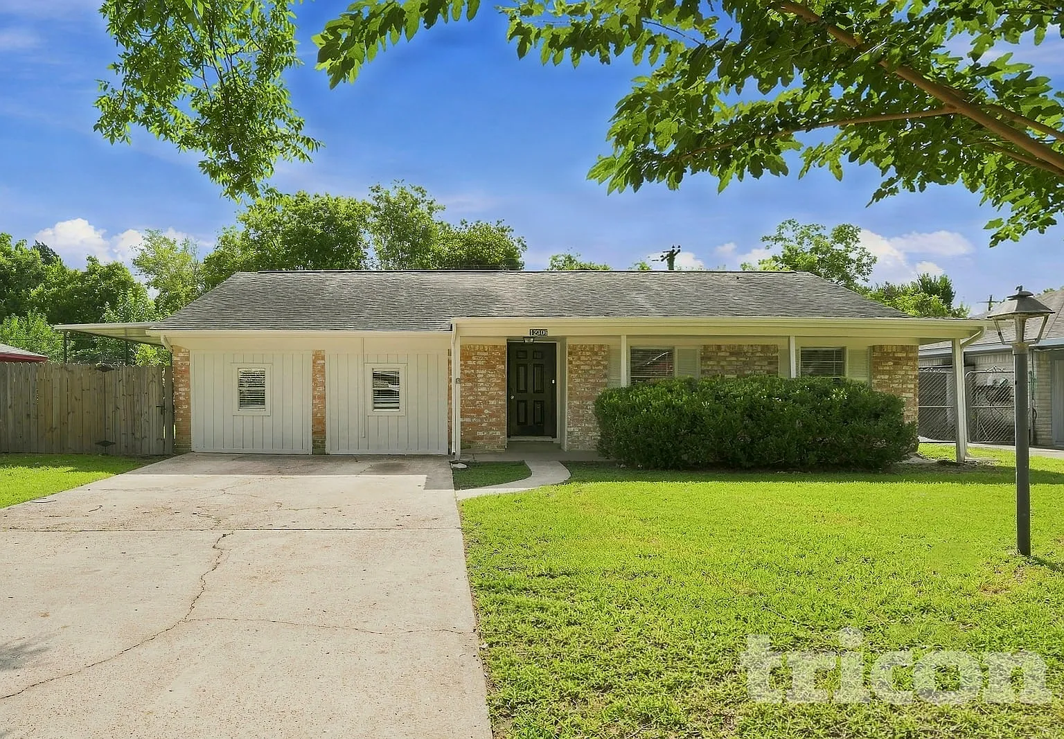 12306 Foxridge Drive Houston TX — Photo 1