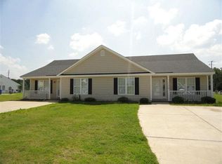 1121 Crescent Meadows Dr, Nashville, NC 27856