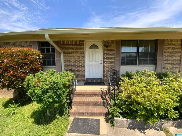 928 5th St, Pleasant Grove, AL 35127