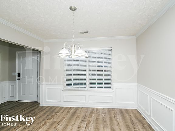 5th image of 3131 Wild Oats Ct SW