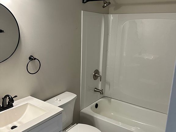 3rd image of 225-229 Main St APT 1