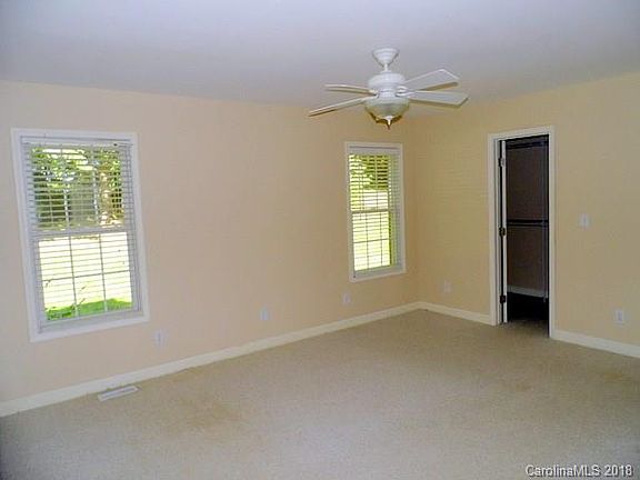 5th image of 1571 Weatherwood Dr