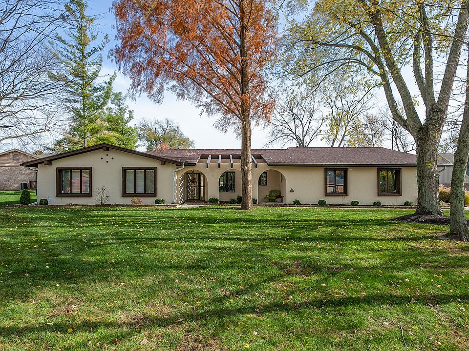 1st image of 7535 Whispering Oaks Trl