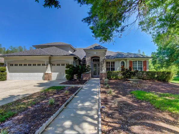 5533 Winhawk Way, Lutz, FL 33558