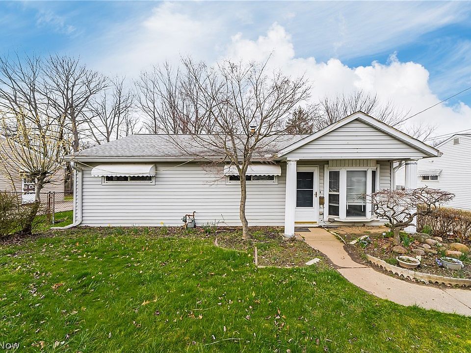 1st image of 38263 Laura Dr